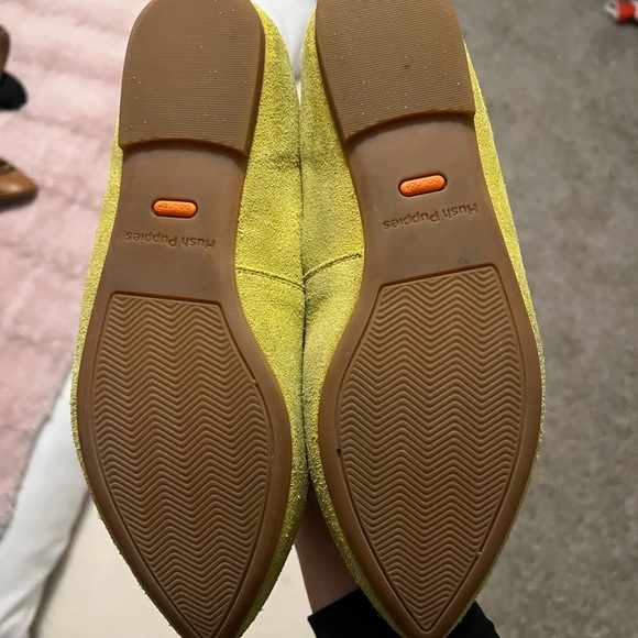 Hush Puppies Green Flats with Blue Tassels - Picture 3 of 4